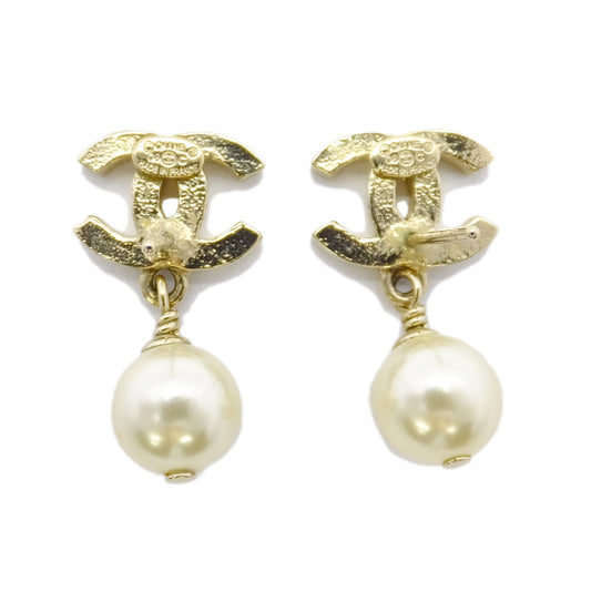 Chanel Earrings CC Pearl Coco 08C 1 vs G Color Vintage Accessories Fashion  Small Earrings