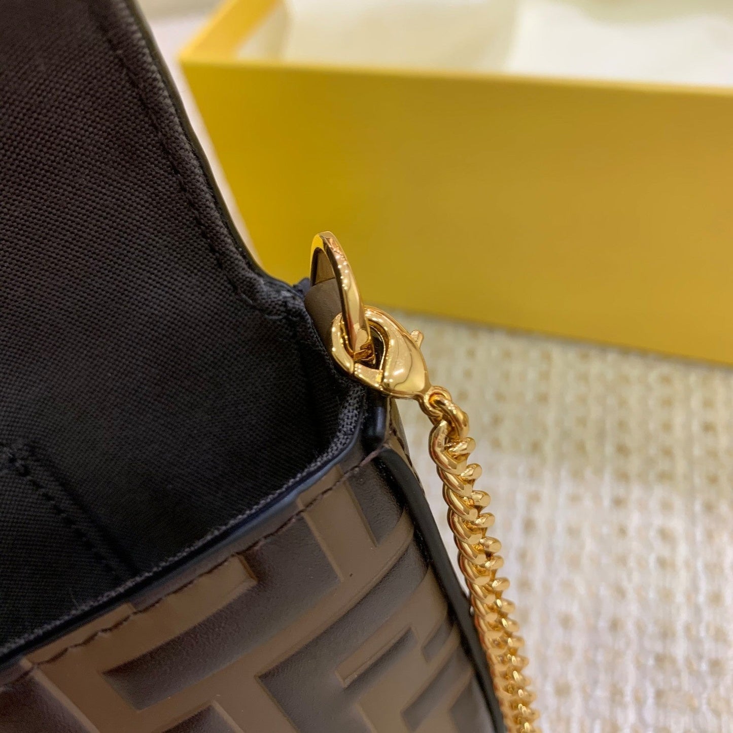 Fendi Hanld Bag 19cm Brown