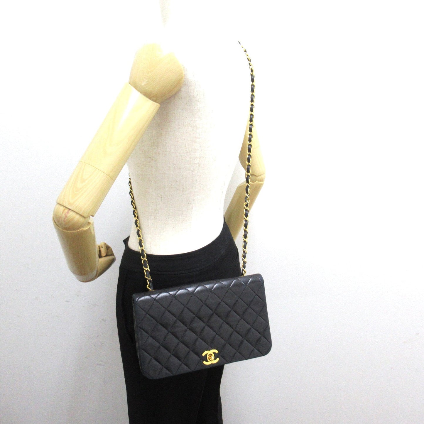 Chanel Single Flap Chain Shoulder Bag Single Flat Chain Shoulder Bag  Black