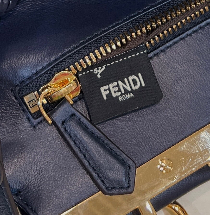 Fendi Mujer Peekaboo Iconic Navy Blue Bag For Woman 33cm/13in