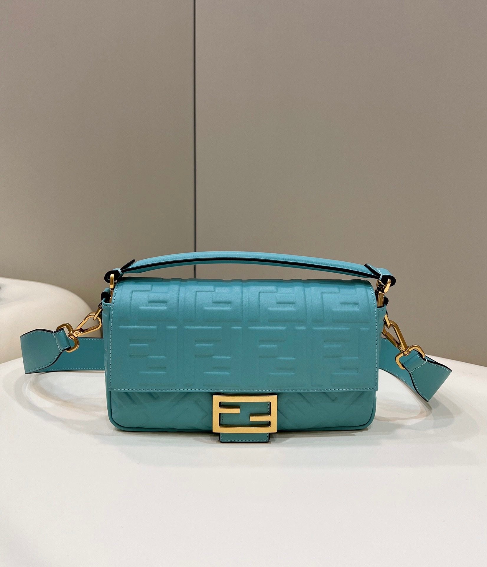 FI Baguette Teal For Women, Women&#8217;s Handbags, Shoulder And Crossbody Bags 10.6in/27cm FF 8BR600