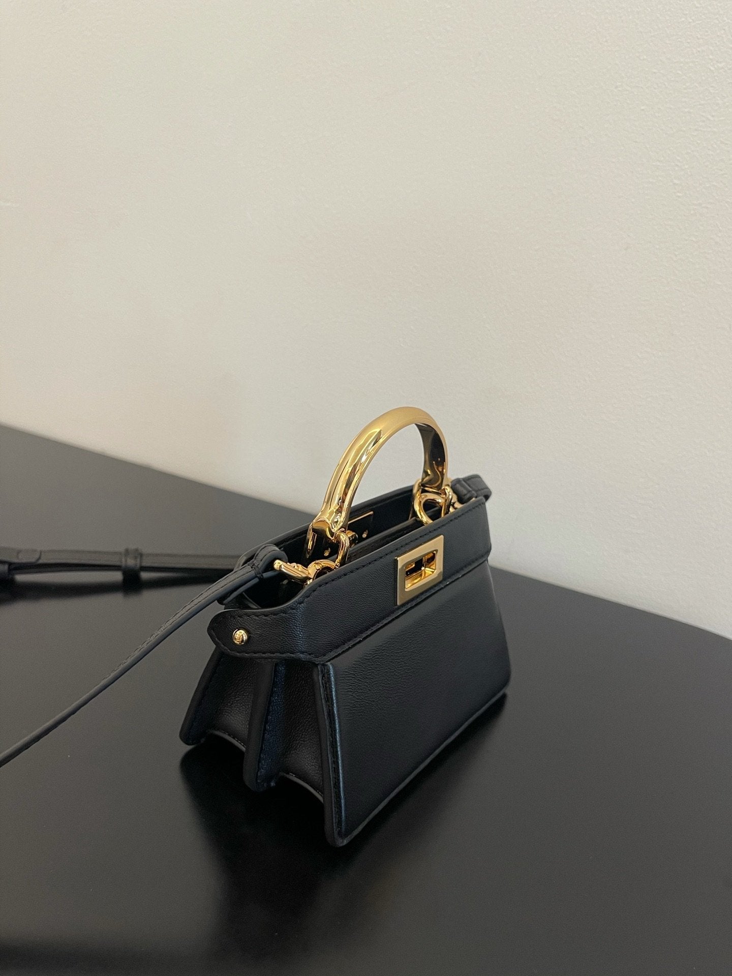 Fendi Peekaboo ISeeU Petite Black Micro Bag For Woman 11cm/4.5in