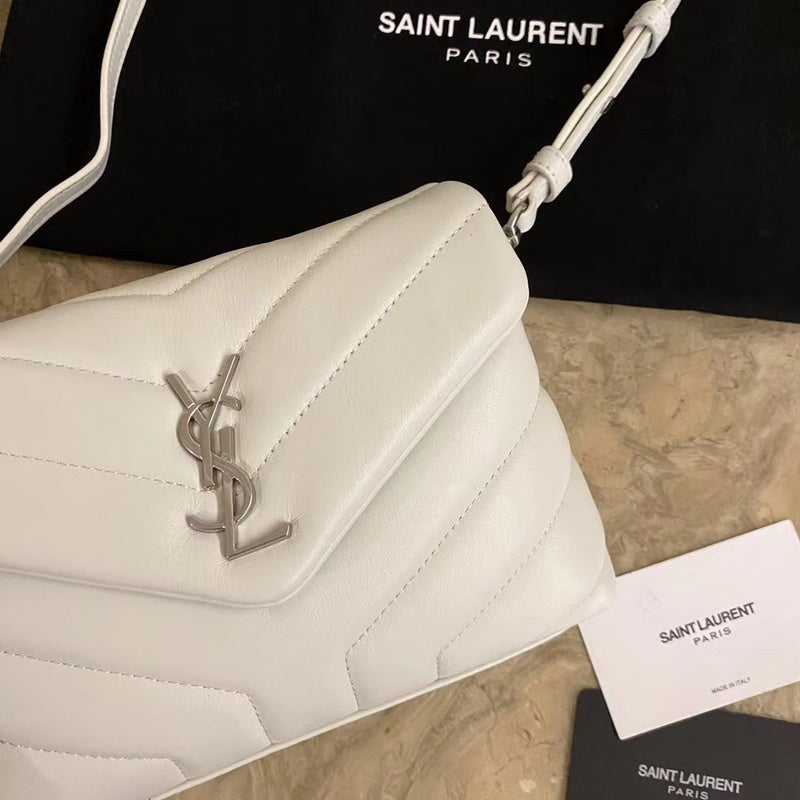 Yves Saint Laurent - Bags   643