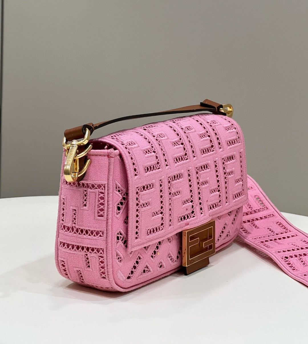 Fendi Baguette Pink with Embroidery Medium Bag For Woman 28cm/11in