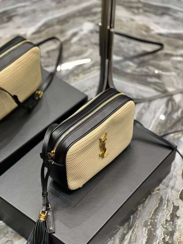 Yves Saint Laurent - Bags   651