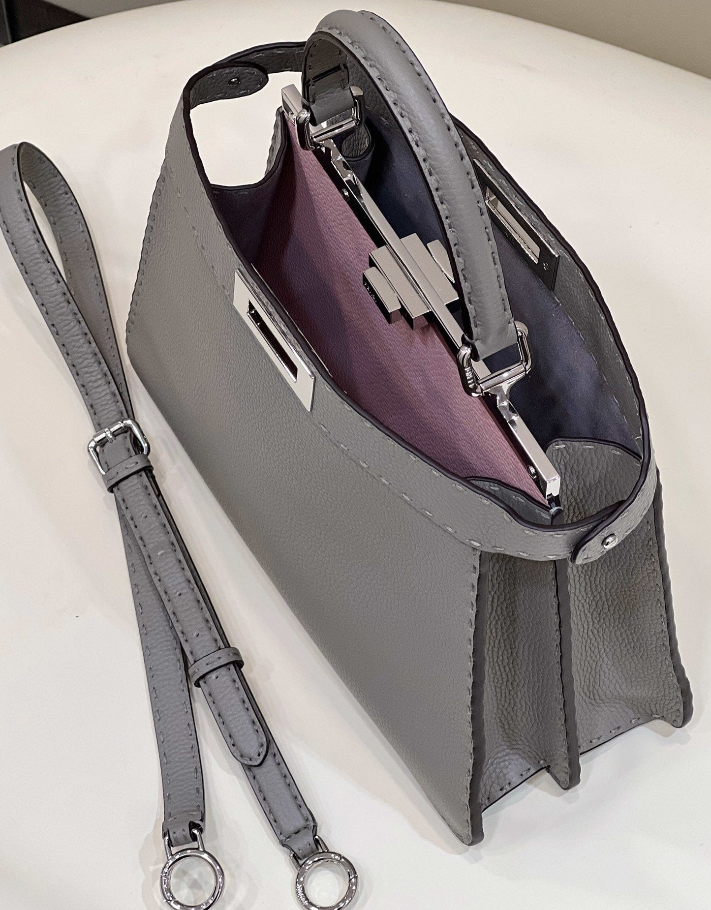 Fendi Peekaboo ISeeU Medium Gray