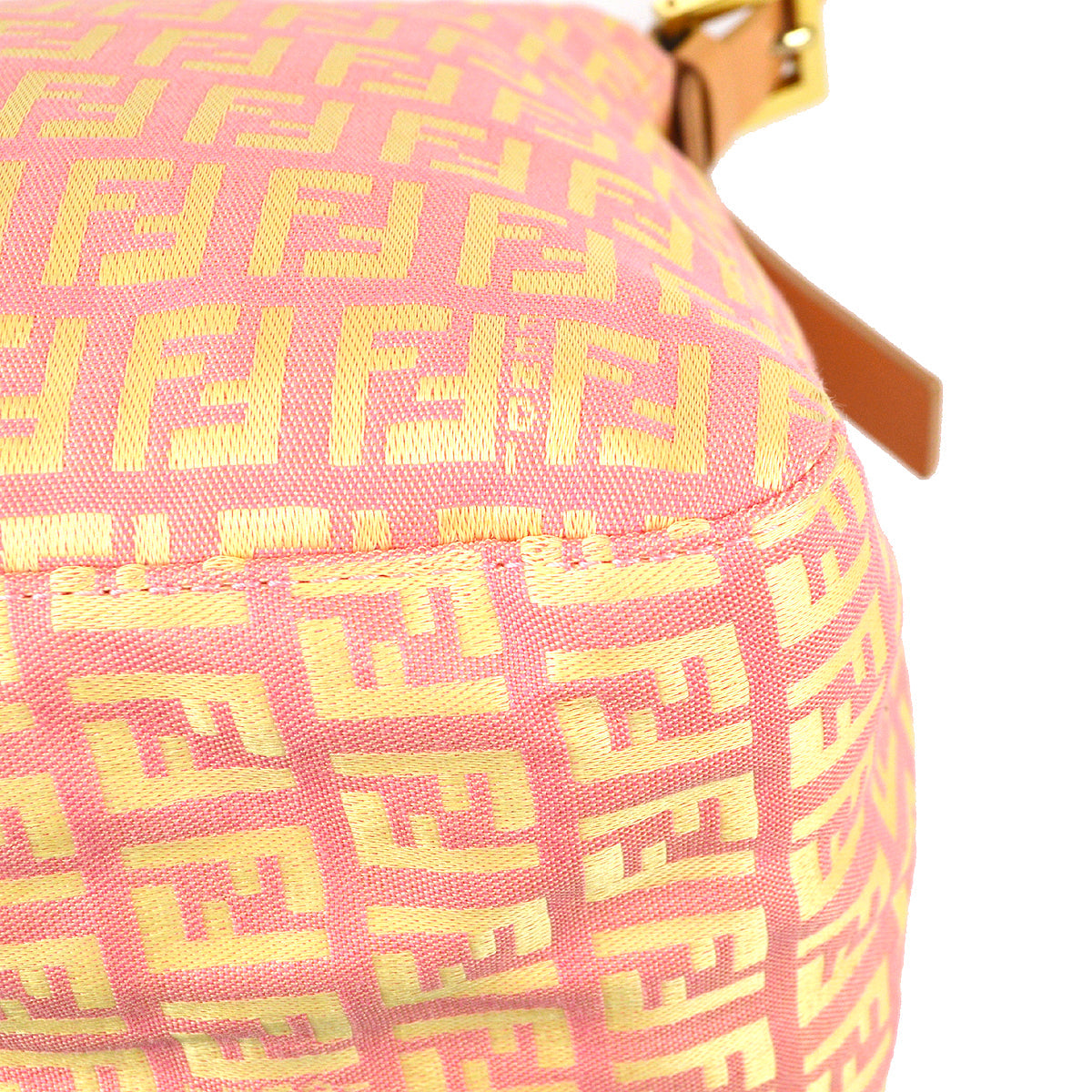 Fendi Mamma Baguette Zucchino Handbag Pink