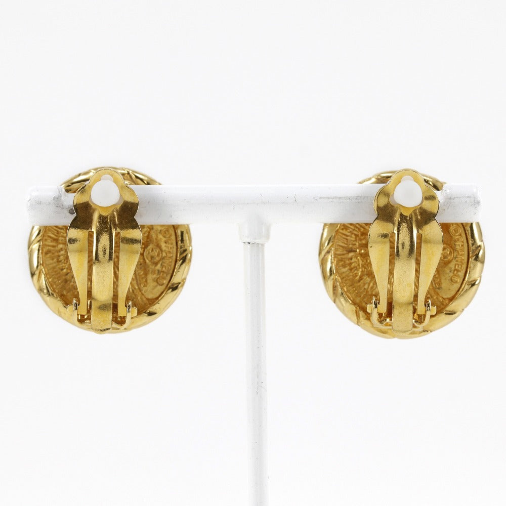 Chanel Chanel Earring G  French made 2398  17.2g   A-Rank Earring   & Buy