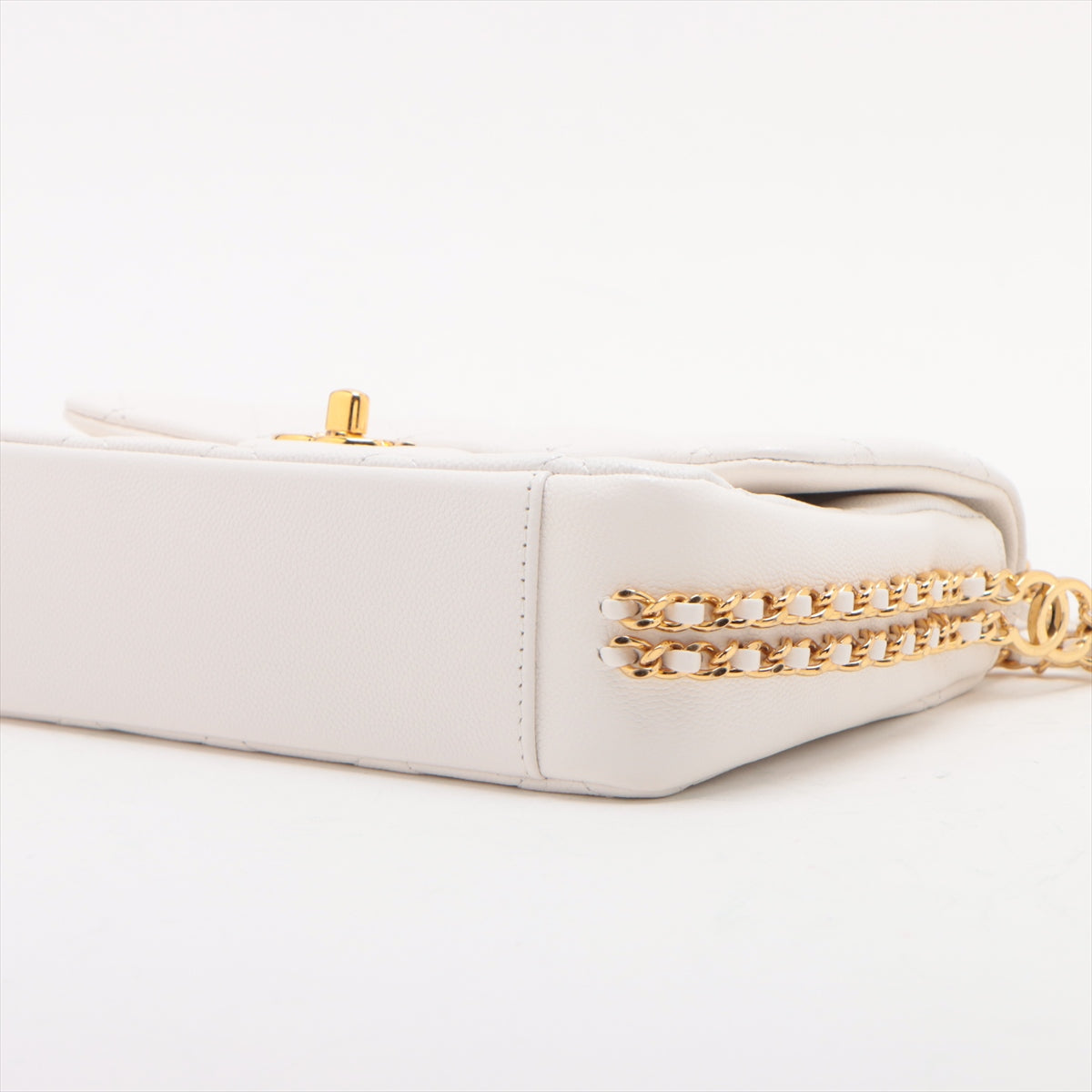 Chanel Mini Matrasse Caviar S Chain Shoulder Bag White G  AS3757