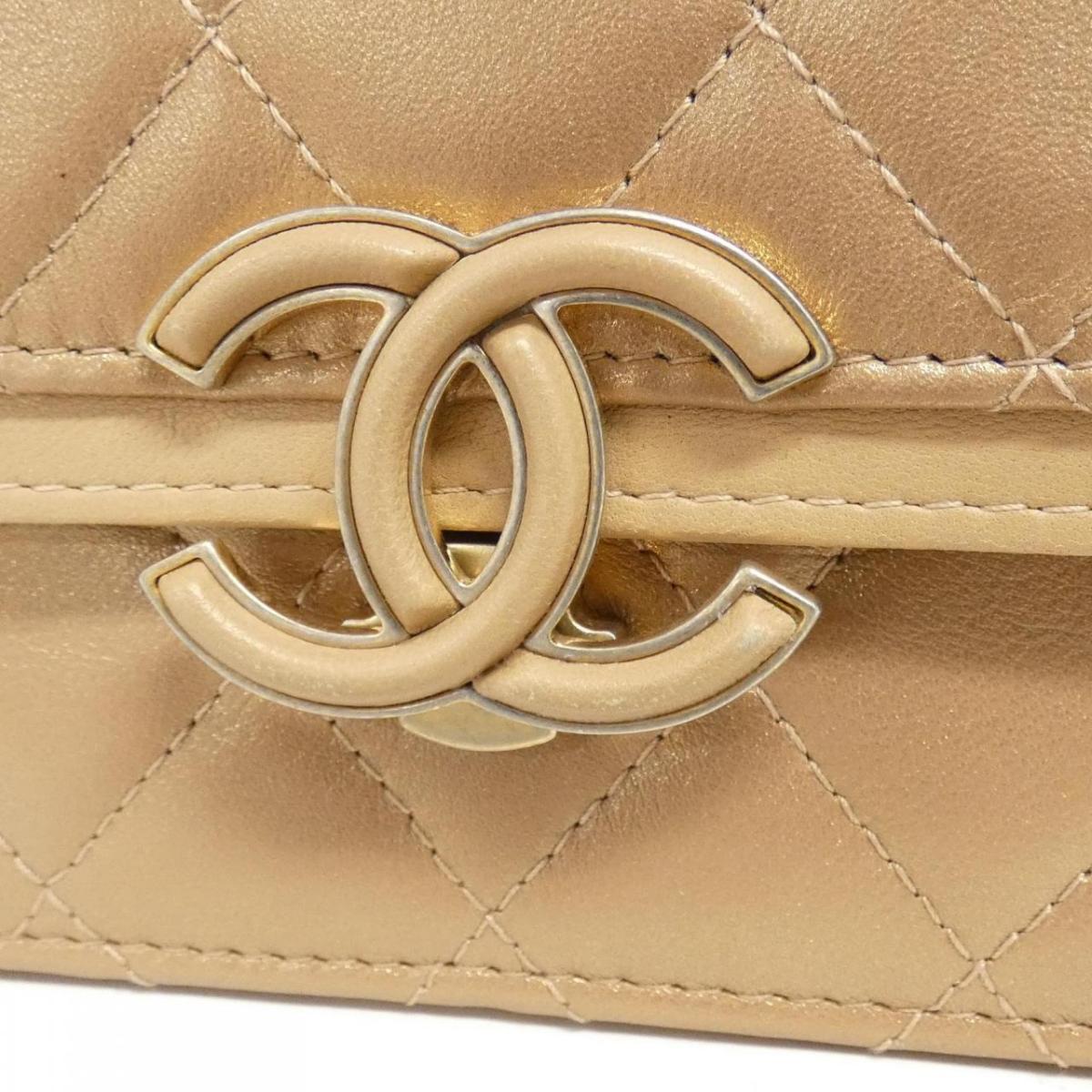 Chanel AP0424 Chain Wallet