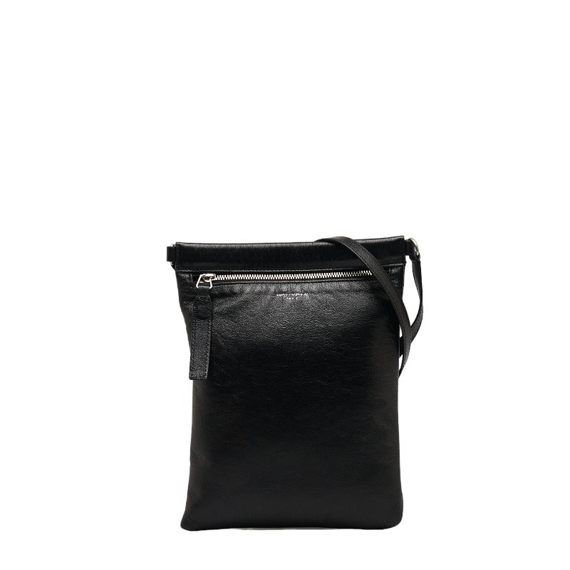 Saint Laurent Shoulder Bag in Calf Leather Black 581697