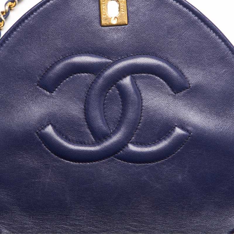 Chanel Matrasse Turn-Lock Round Flap Chain Shoulder  Navy  Shoulder Bag  Bag Hybrid 【 Delivery】  Mountain Bookstore Online