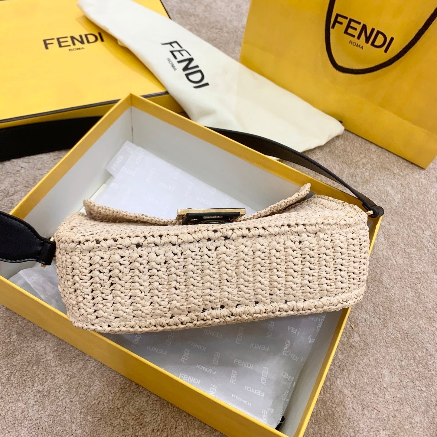 Fendi Baguette Woven Straw Black