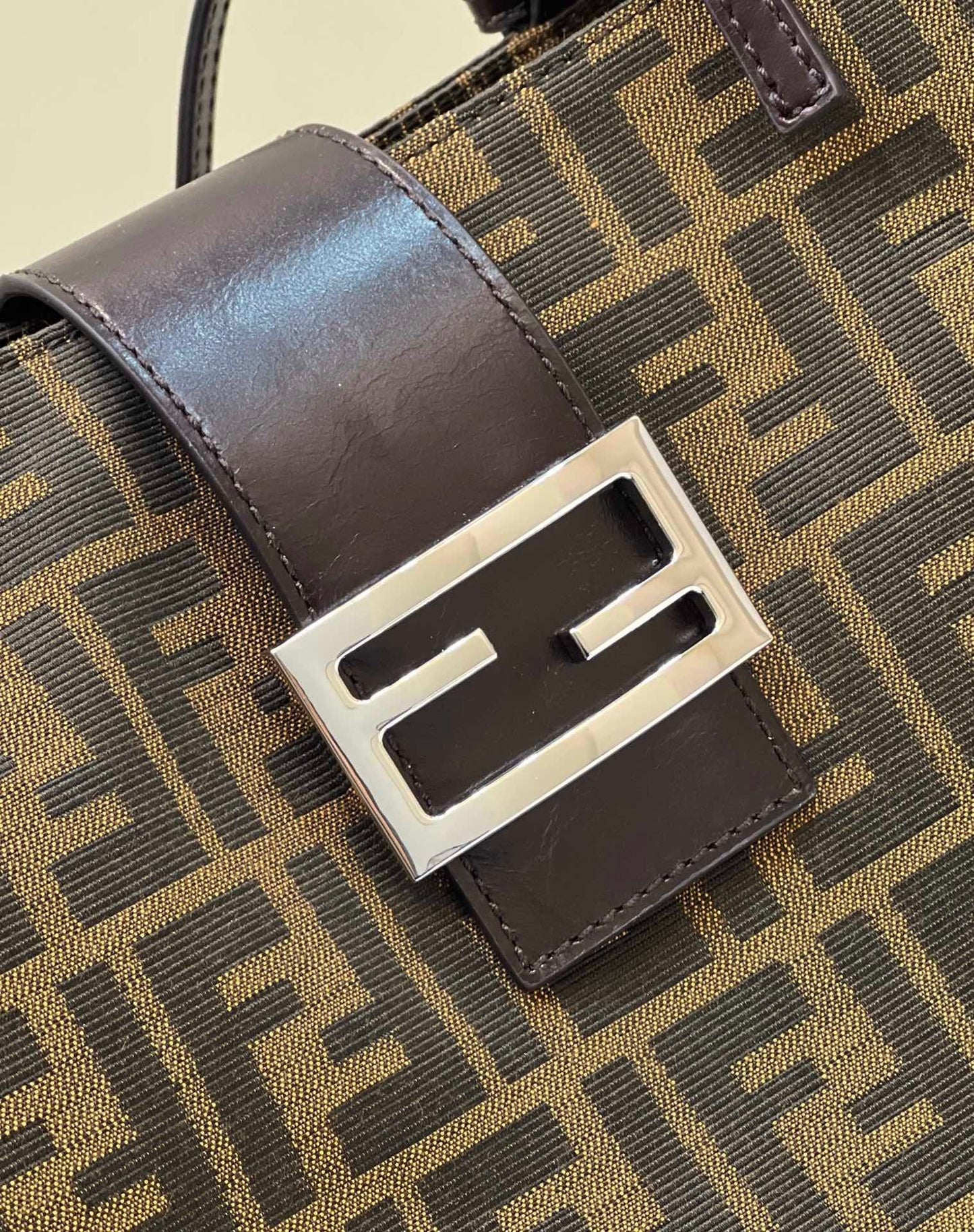 Fendi Baguette 1997 Brown For Woman 11in/28cm