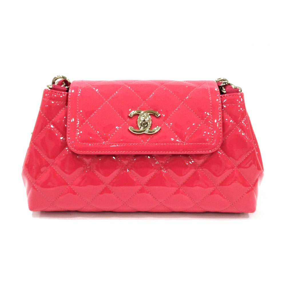 Chanel Chain Shoulder Bag Patent Leather Enamel Turn-Lock Coco  Pink A92779