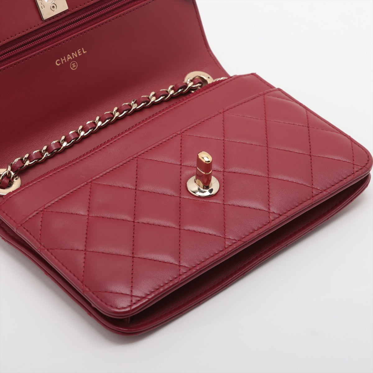 Chanel Matrasse in Chain Wallet Red G