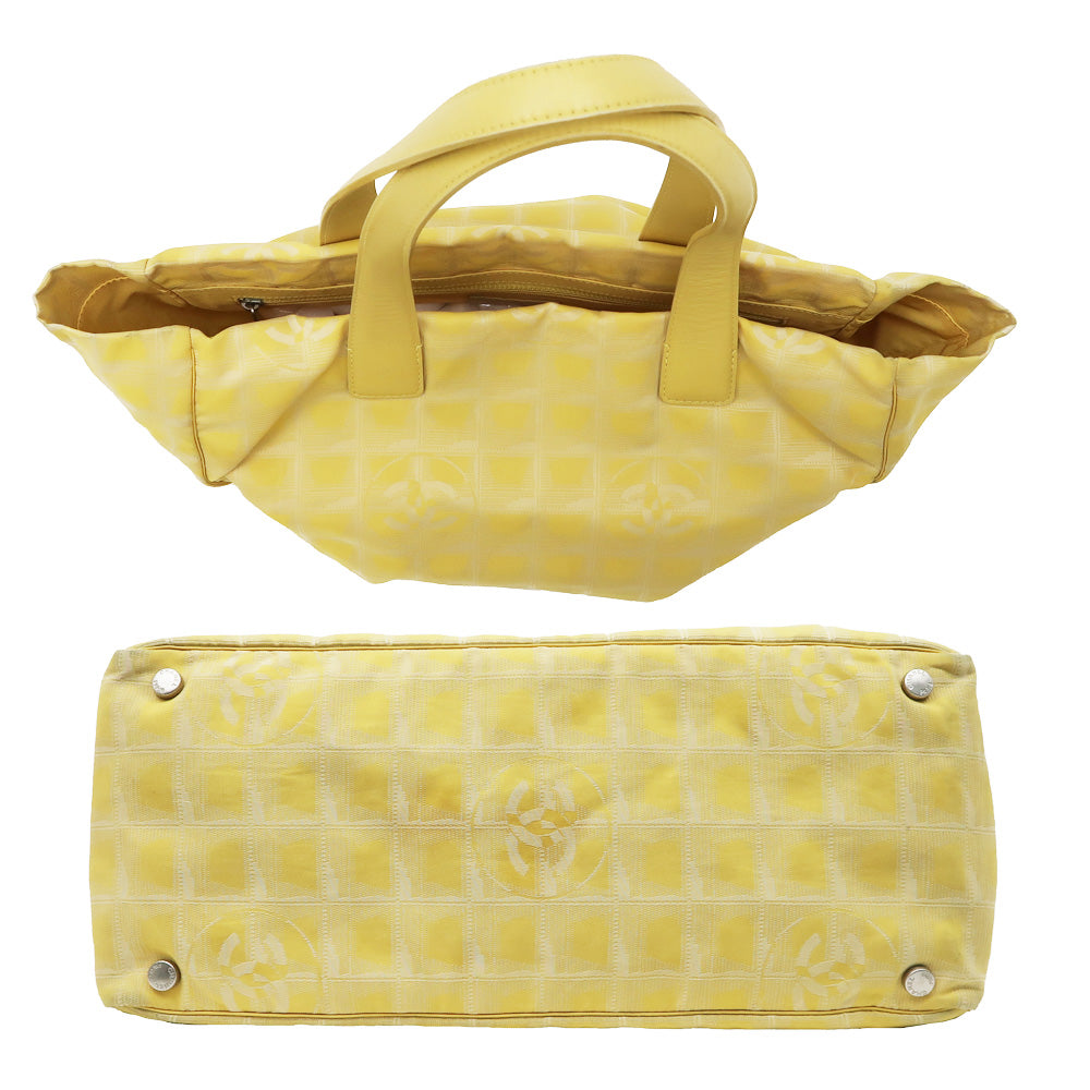 Chanel New Loveel Line Toot MM Handbag Yellow Yellow Shoulder