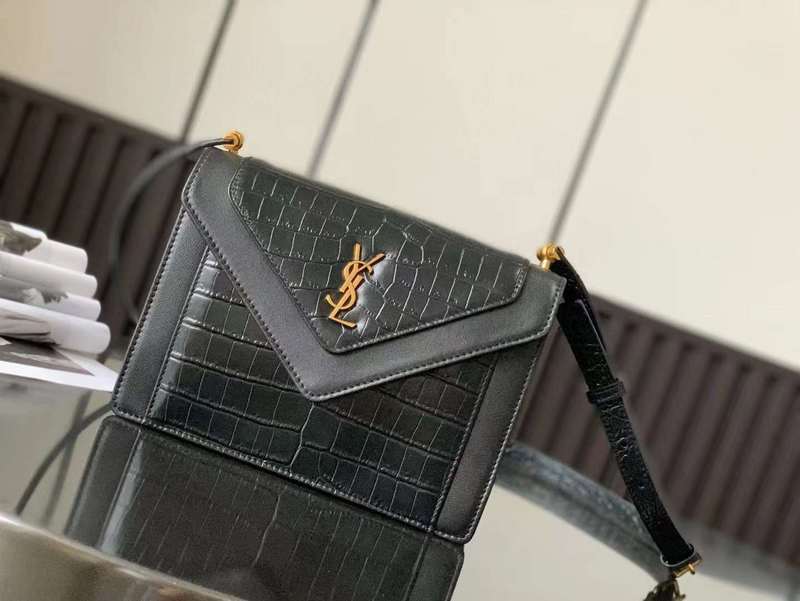 Yves Saint Laurent - Bags   155