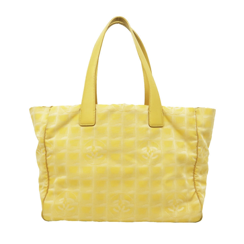 Chanel New Loveel Line Toot MM Handbag Yellow Yellow Shoulder