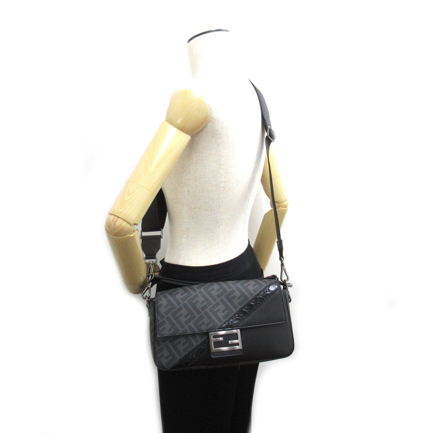 Fendi Fendi 2w Shoulder Shoulder Bag PVC Coated Canvas Leather  Black