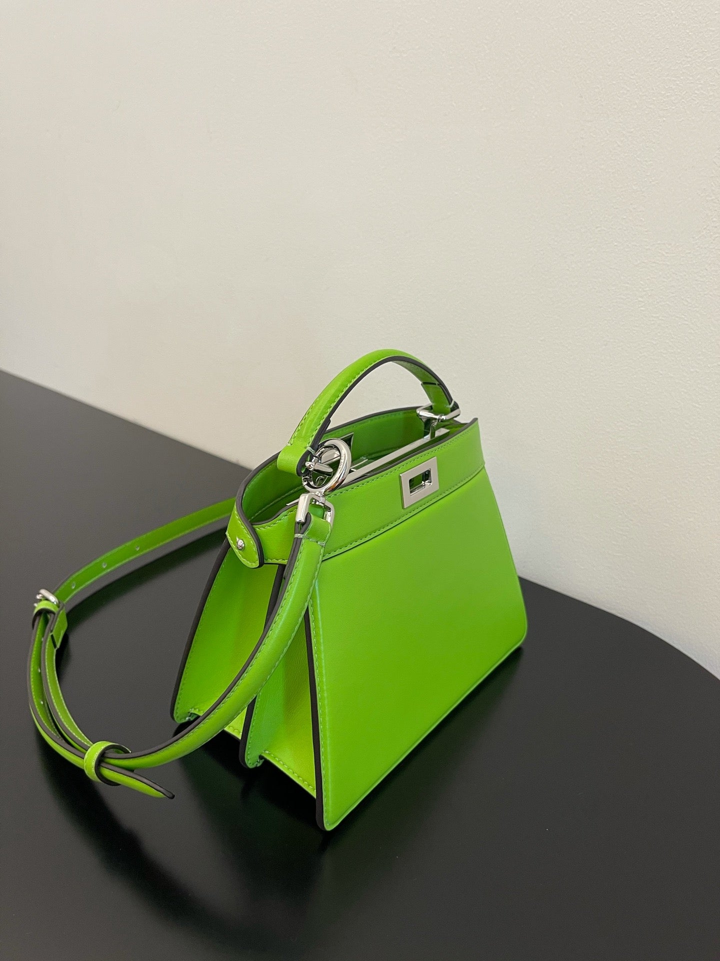 Fendi Peekaboo ISeeU Petite Chartreuse Small Bag For Woman 20cm/8in