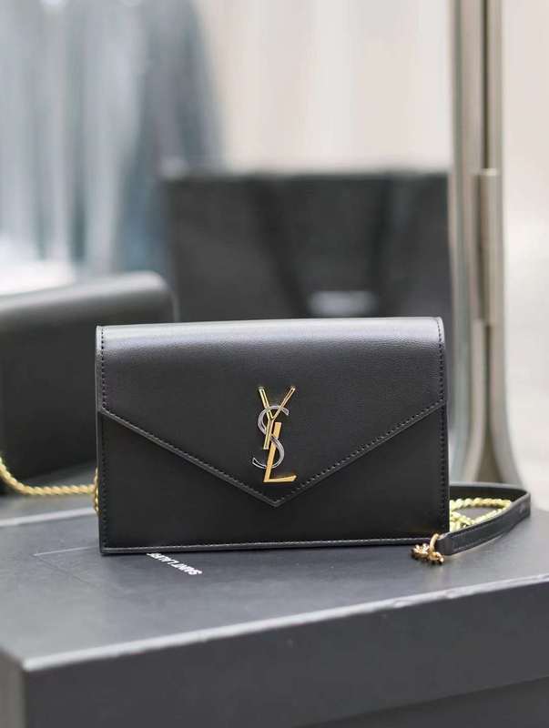 Yves Saint Laurent - Bags   646