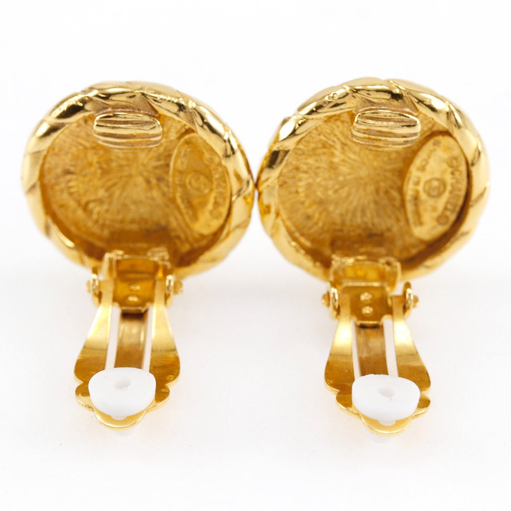 Chanel Chanel Earring G  French made 2398  17.2g   A-Rank Earring   & Buy