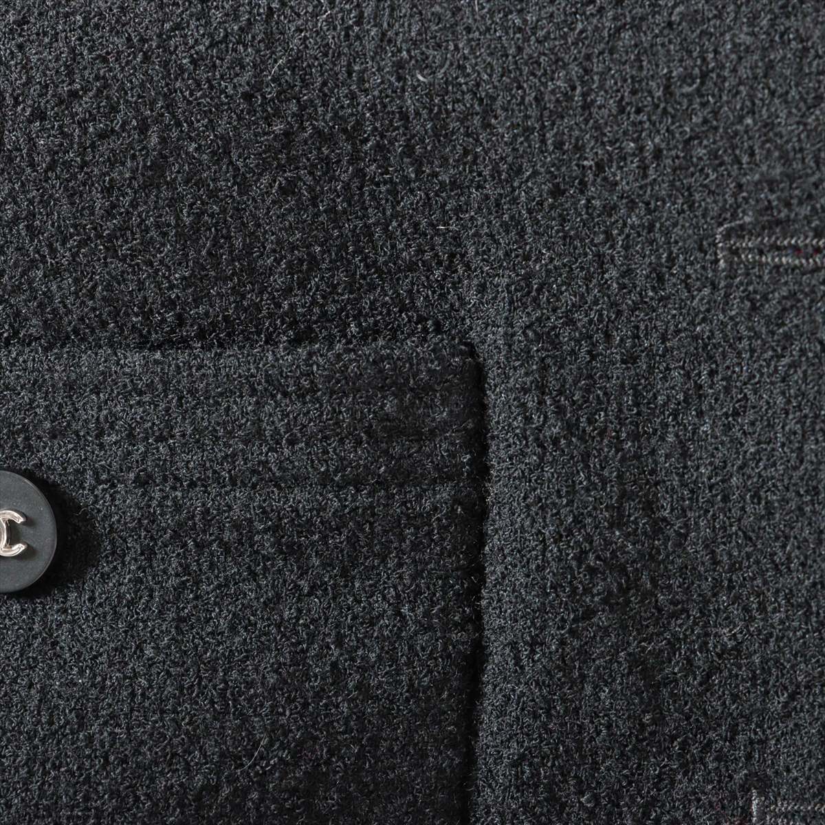 Chanel Coco Button 96P Wool  44  Black P07026W02302