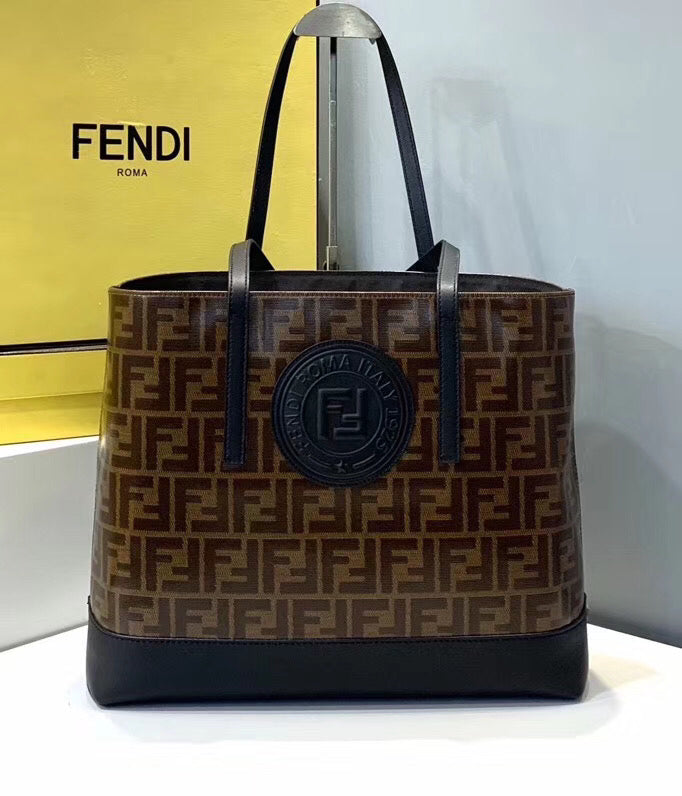 Fendi Logo Shopper Bag In Glazed Fabric With Black Leather