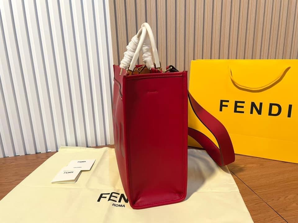 Fendi Sunshine Shopper Medium Bag