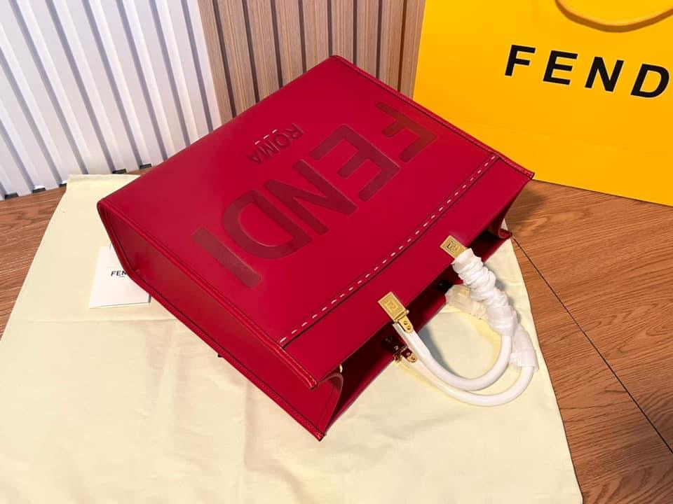 Fendi Sunshine Shopper Medium Bag