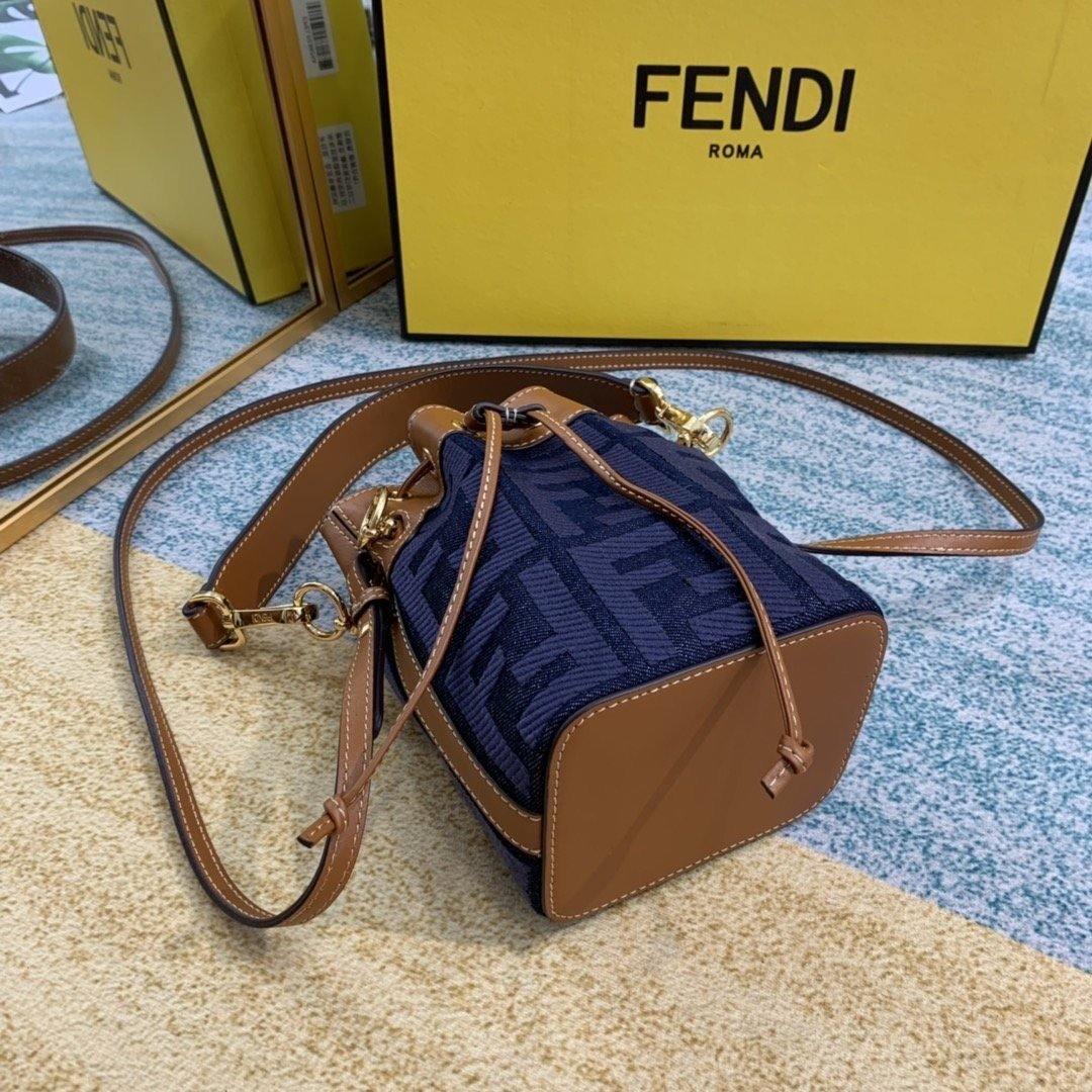 Fendi Mon Tresor Mini Bag