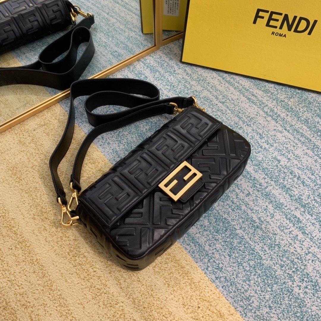 Fendi baguette Bag