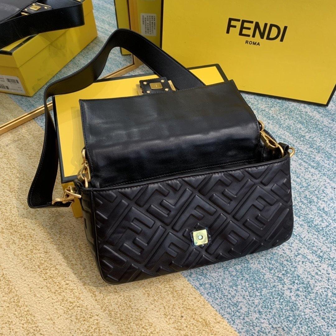 Fendi baguette Bag