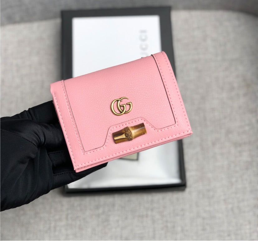 Pink Gucci woman wallet