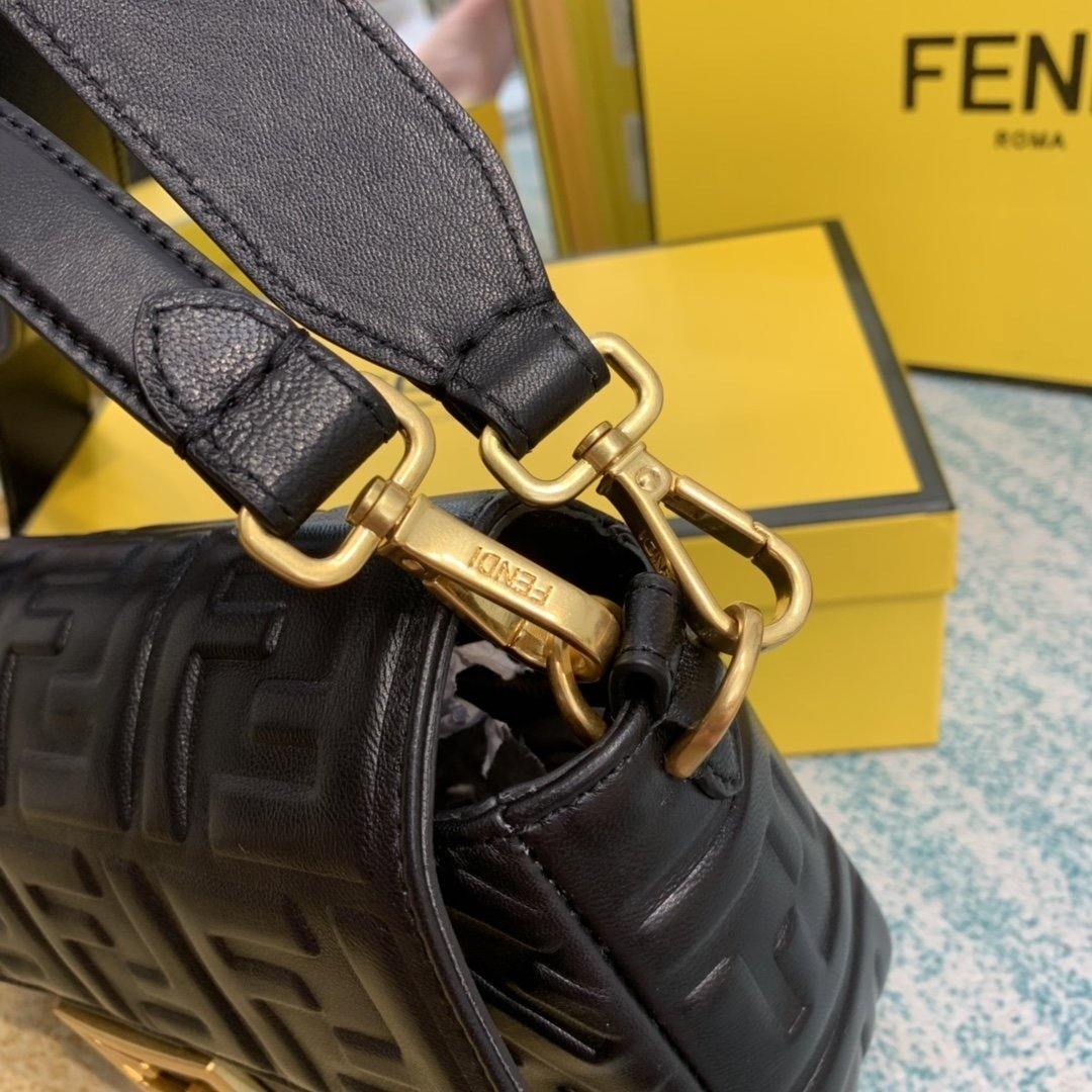 Fendi baguette Bag