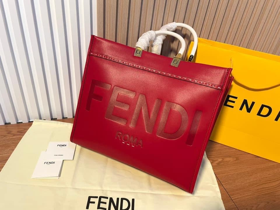 Fendi Sunshine Shopper Medium Bag