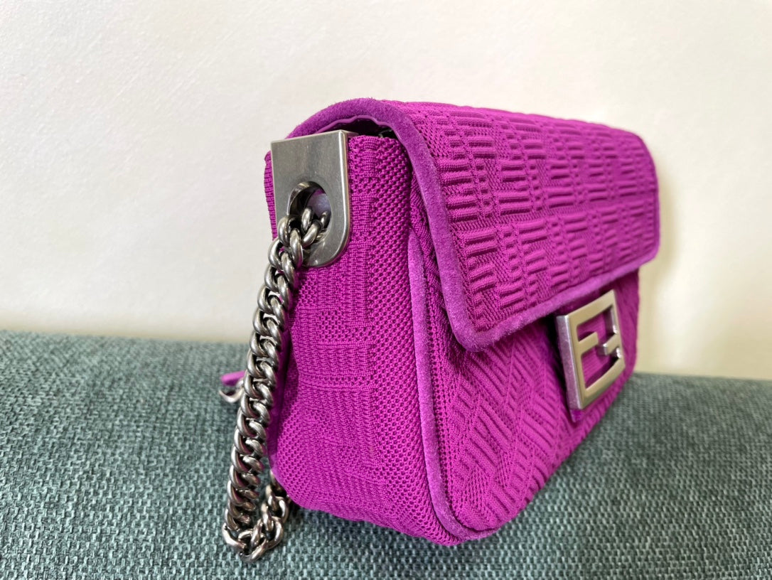 Fendi Midi Baguette Chain Bag