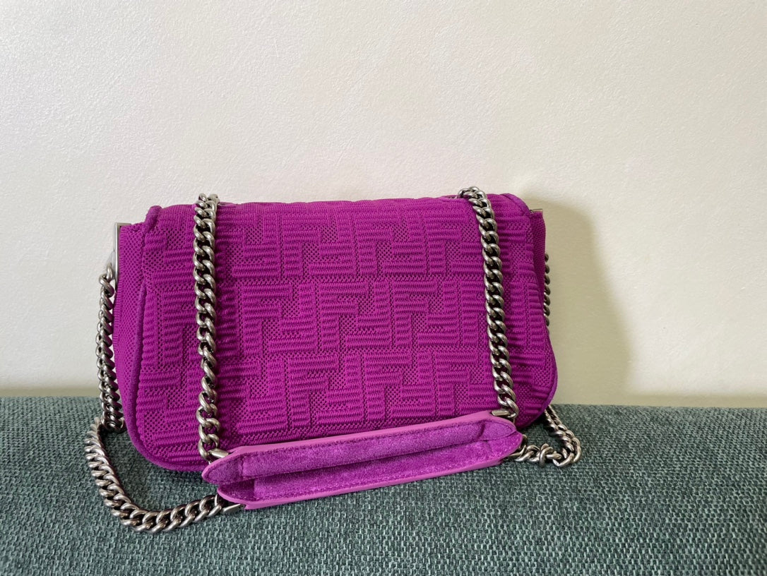 Fendi Midi Baguette Chain Bag