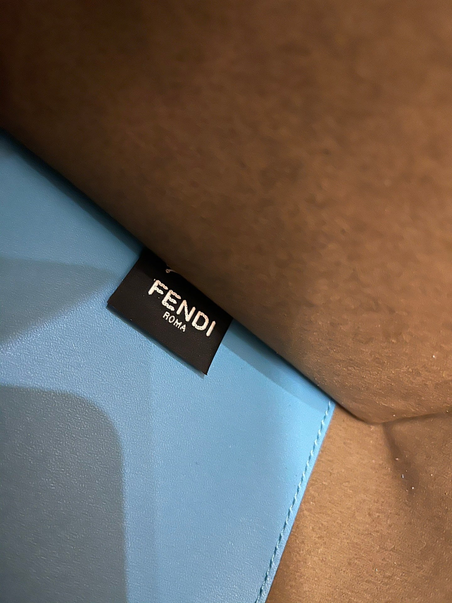 Fendi Sunshine Shopper Medium Bag