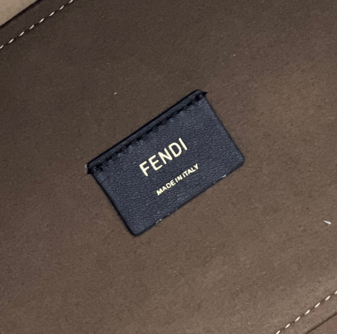 Fendi Sunshine Shopper Meduim Bag