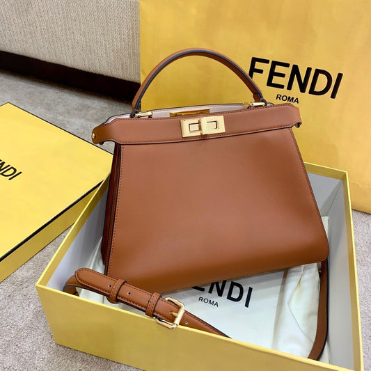 Fendi Peekaboo  Small iseeu Bag