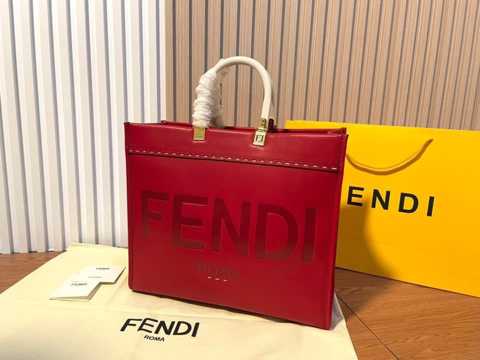 Fendi Sunshine Shopper Medium Bag