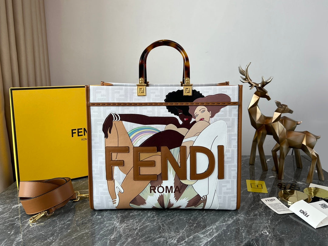 Fendi Sunshine Shopper Meduim Bag