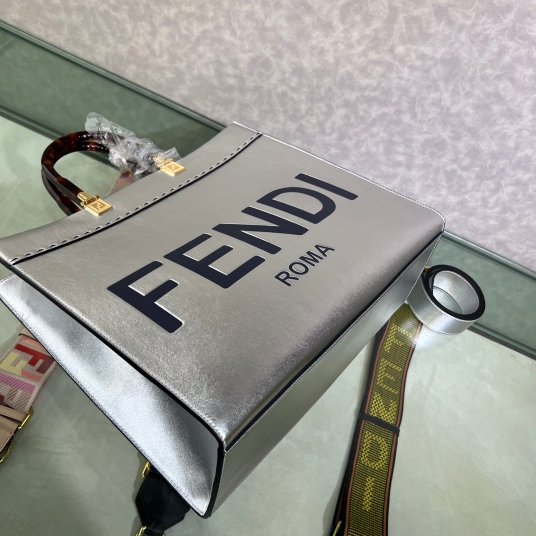 Fendi Sunshine Shopper Meduim Bag