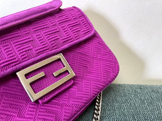 Fendi Midi Baguette Chain Bag