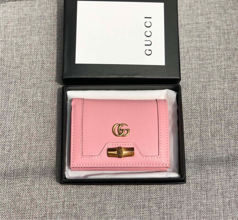 Pink Gucci woman wallet