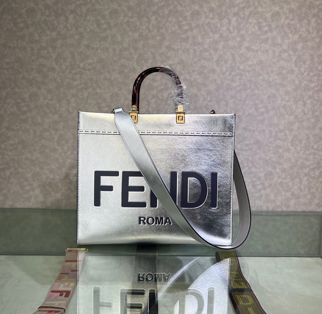 Fendi Sunshine Shopper Meduim Bag