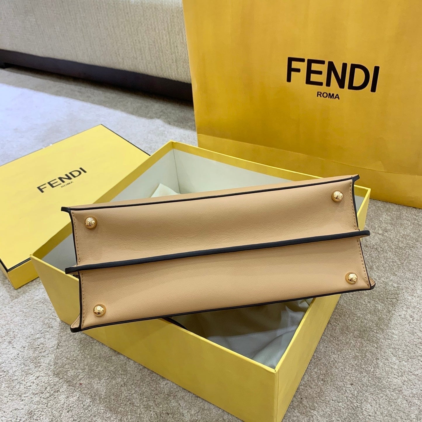 Fendi Peekaboo  Small iseeu Bag