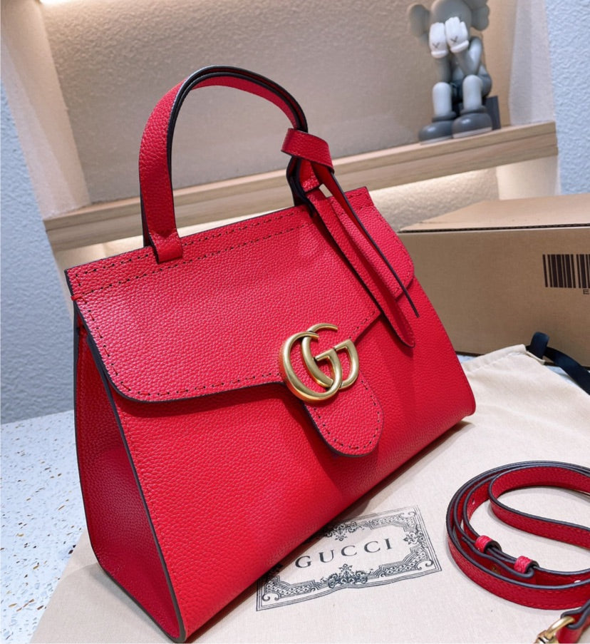 Gucci woman leather shoulder handbag